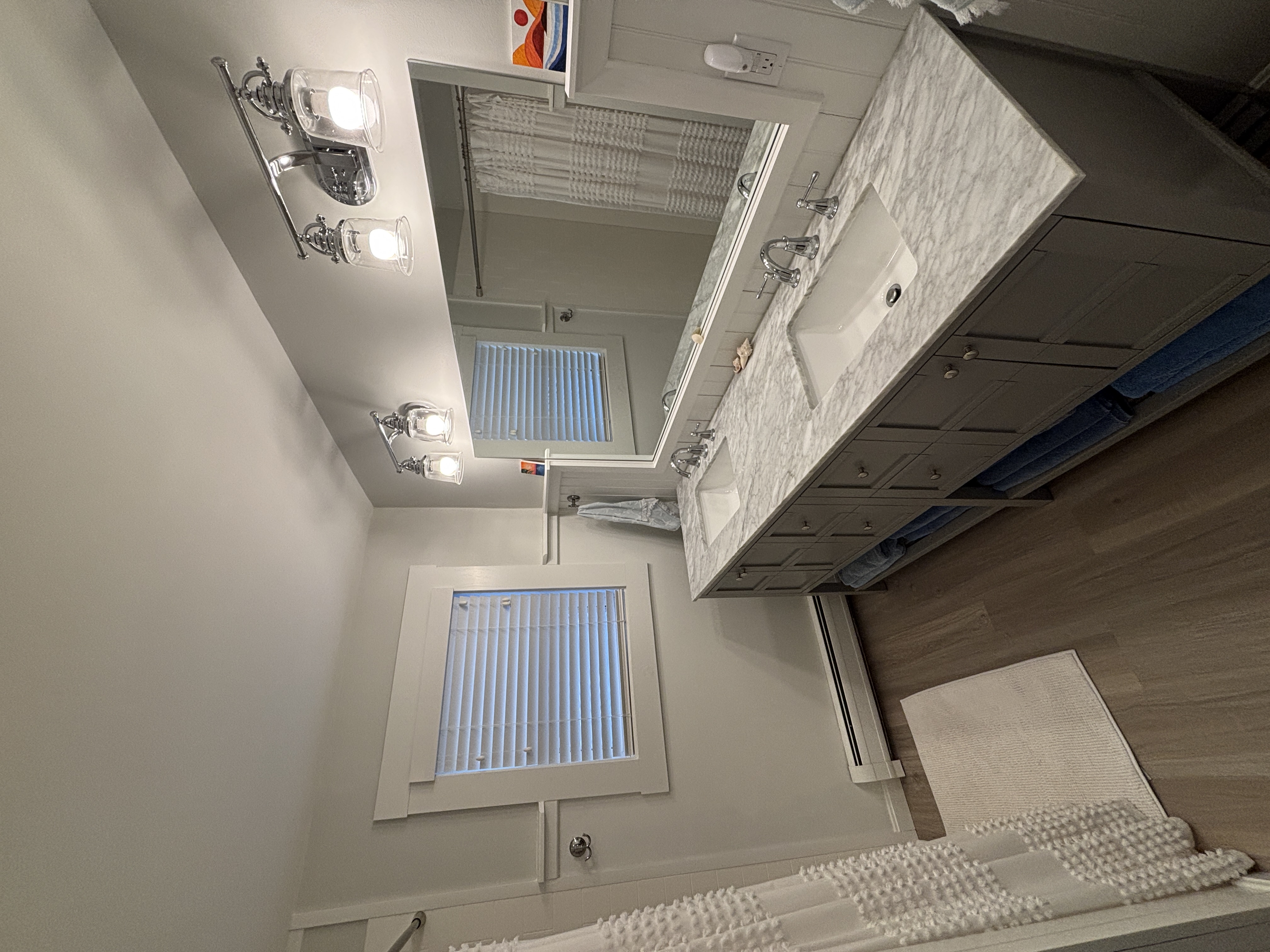 1st Floor Bathroom